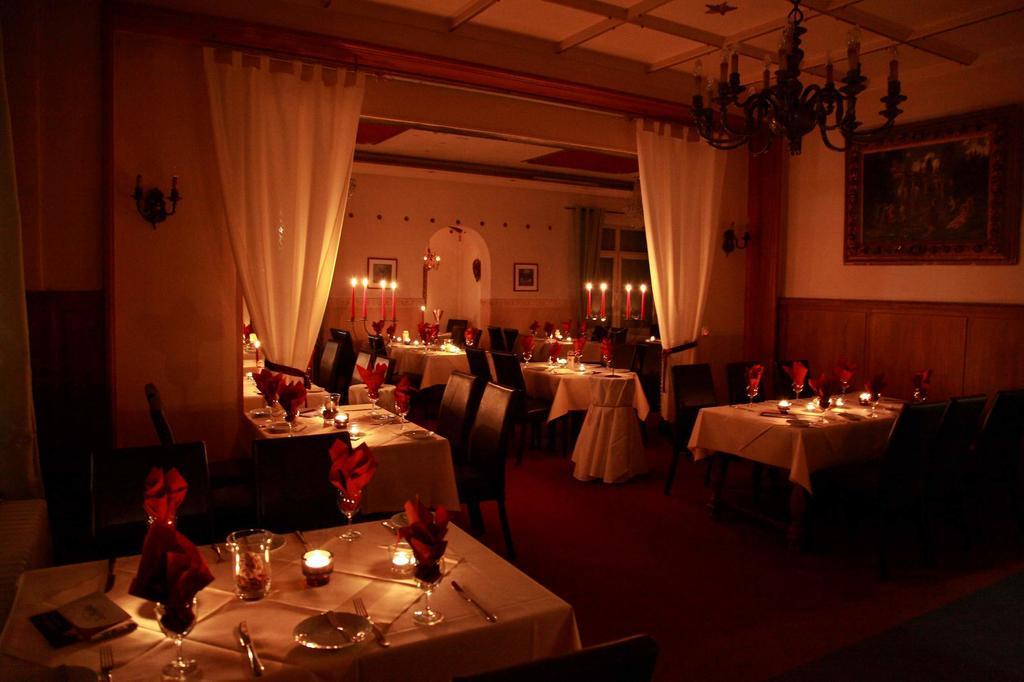 Hotel Zur Heidebluete Hambuhren ภายนอก รูปภาพ