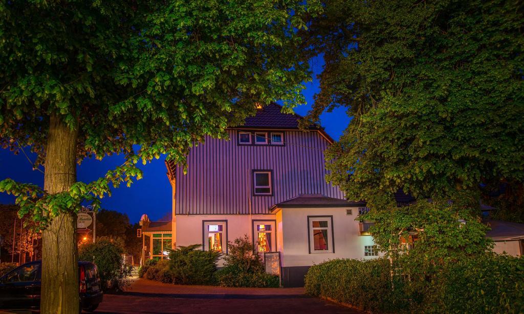 Hotel Zur Heidebluete Hambuhren ภายนอก รูปภาพ