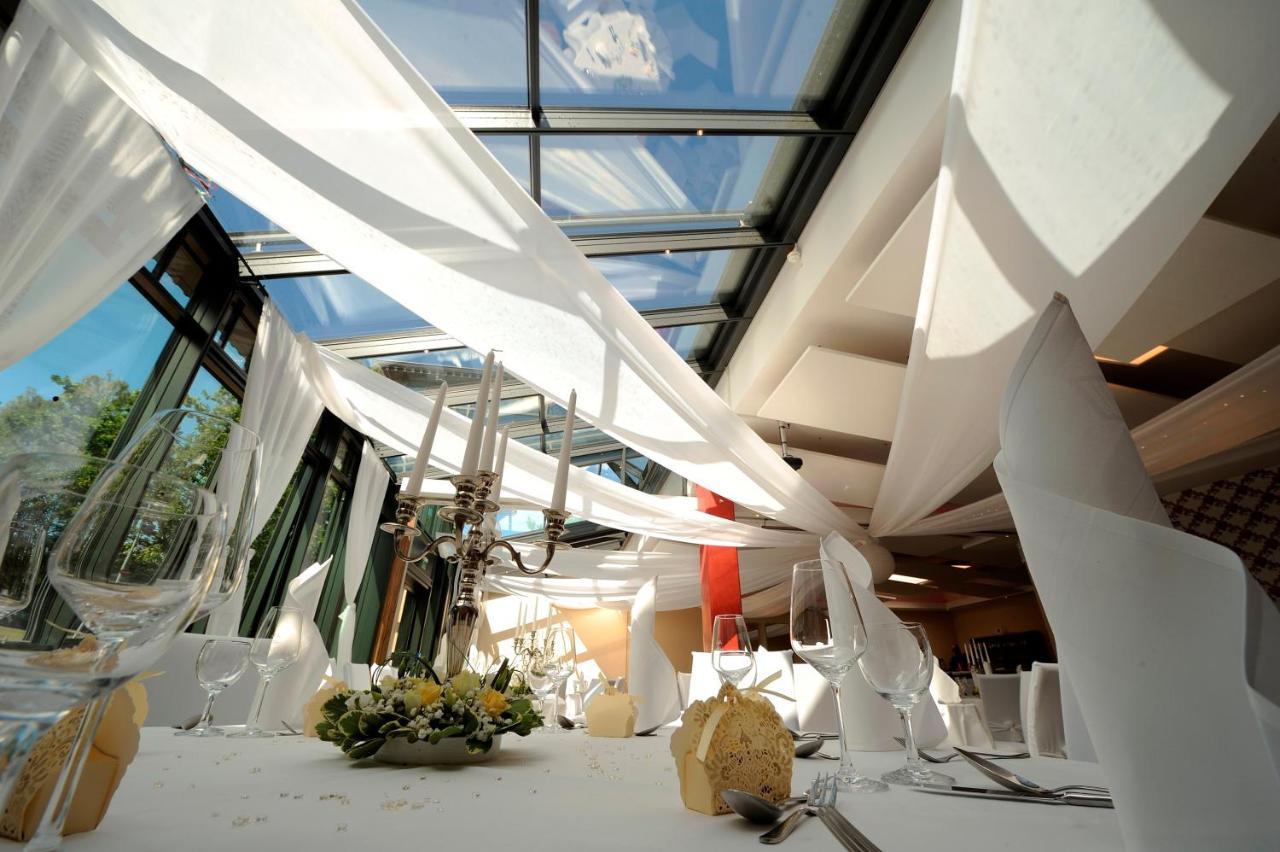 Hotel Zur Heidebluete Hambuhren ภายนอก รูปภาพ